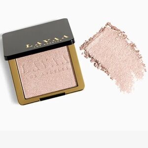 LAVAA BEAUTY Grand Glow Illuminator in pearl 0.12oz / 3.5g